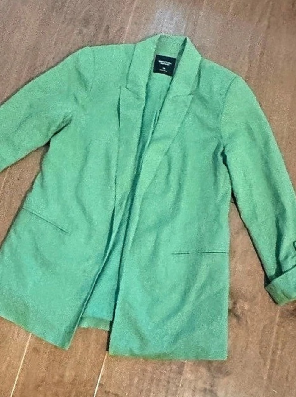 Simply Vera wang light weight green blazer size XS